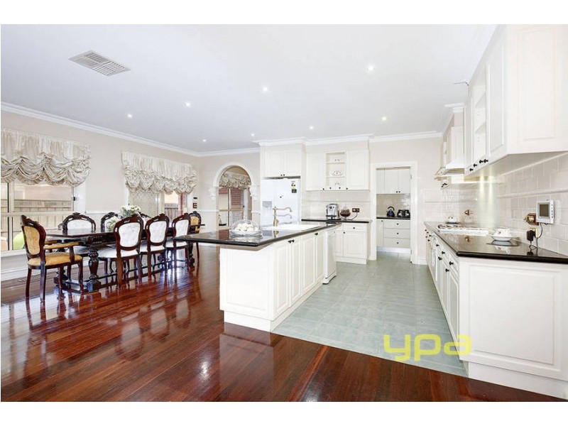 56 Rhine Drive, Roxburgh Park VIC 3064