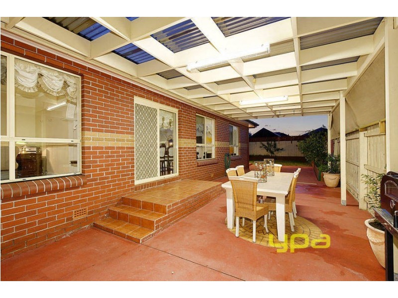 56 Rhine Drive, Roxburgh Park VIC 3064