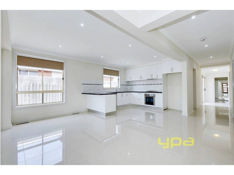 27 Stewart Grove, Campbellfield VIC 3061