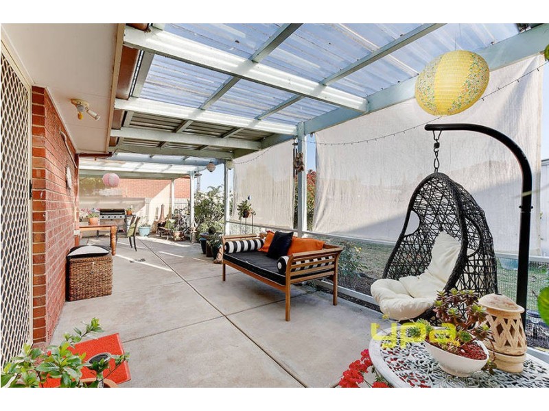 7 Limerick Court, Roxburgh Park VIC 3064