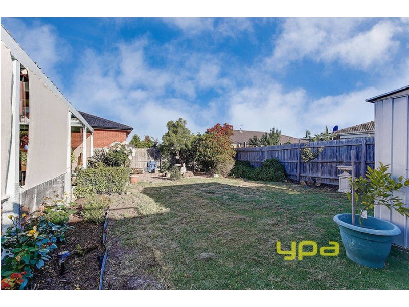 7 Limerick Court, Roxburgh Park VIC 3064