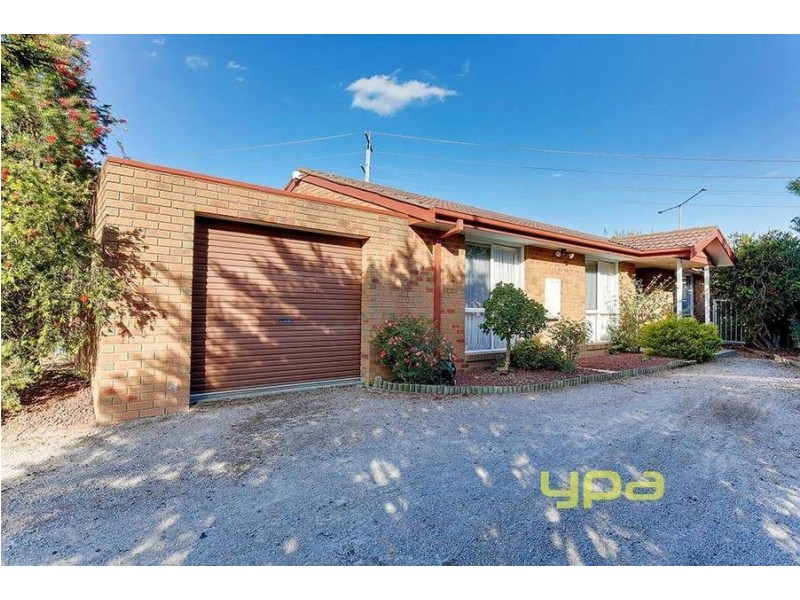 24 Gunbower Crescent, Meadow Heights VIC 3048