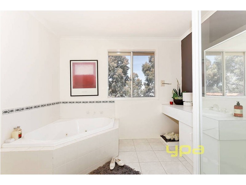 20 Bootie Court, Roxburgh Park VIC 3064