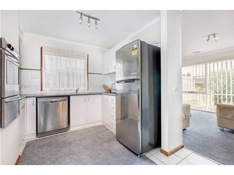107 Cassinia Crescent, Meadow Heights VIC 3048