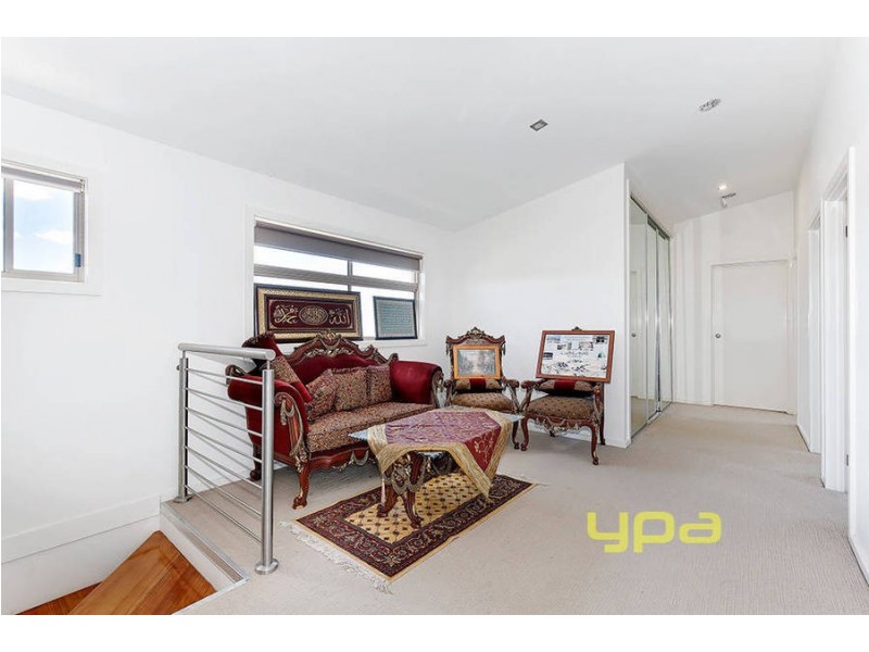 5  Rocklands Rise, Meadow Heights VIC 3048