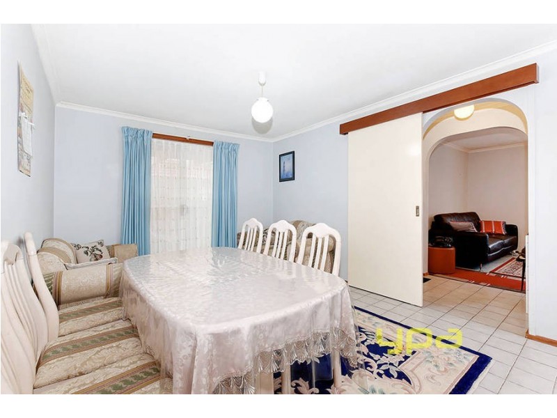 1/24 Amarina Close, Meadow Heights VIC 3048