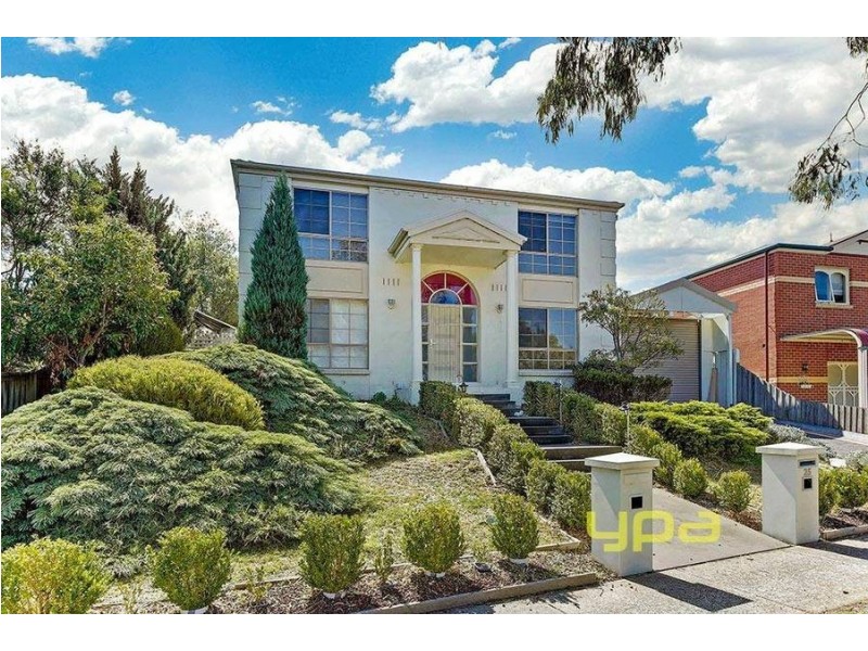 25 Ravenhill Boulevard, Roxburgh Park VIC 3064