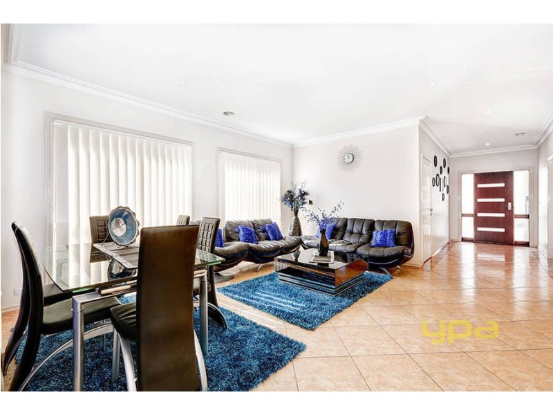 3 Brushwood Circuit, Roxburgh Park VIC 3064