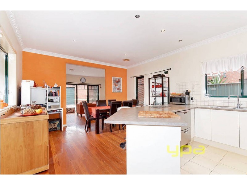 1 Franklin Avenue, Roxburgh Park VIC 3064