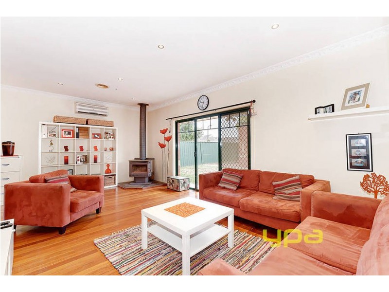 1 Franklin Avenue, Roxburgh Park VIC 3064