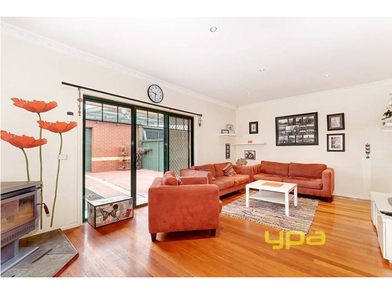 1 Franklin Avenue, Roxburgh Park VIC 3064