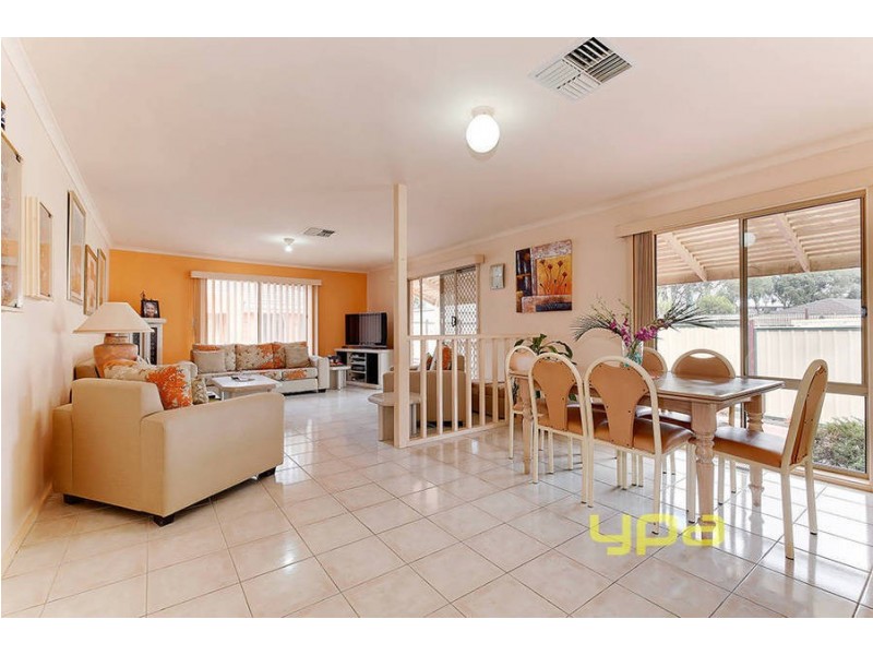 5  Elgata Close, Meadow Heights VIC 3048