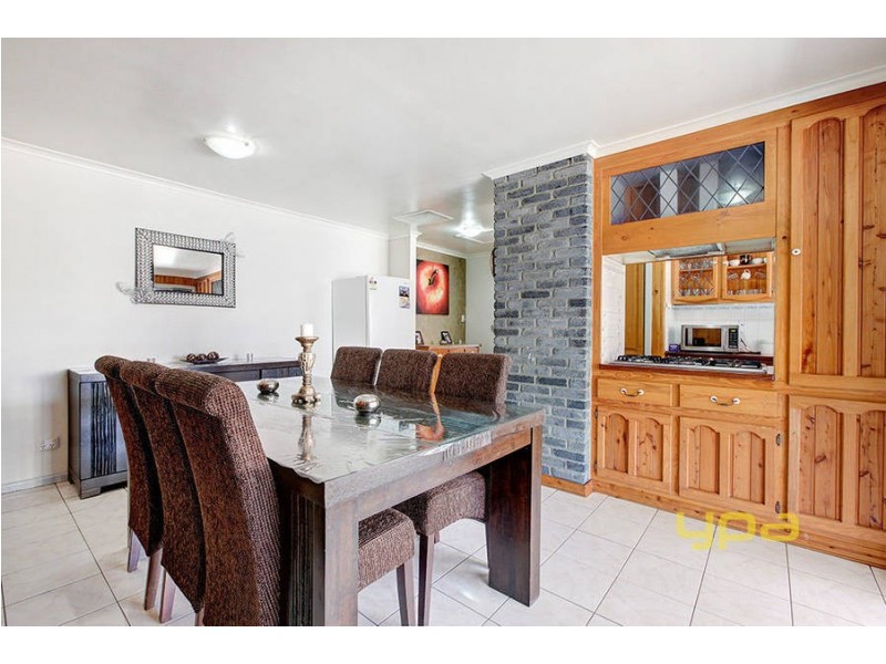 9 Denver Court, Meadow Heights VIC 3048