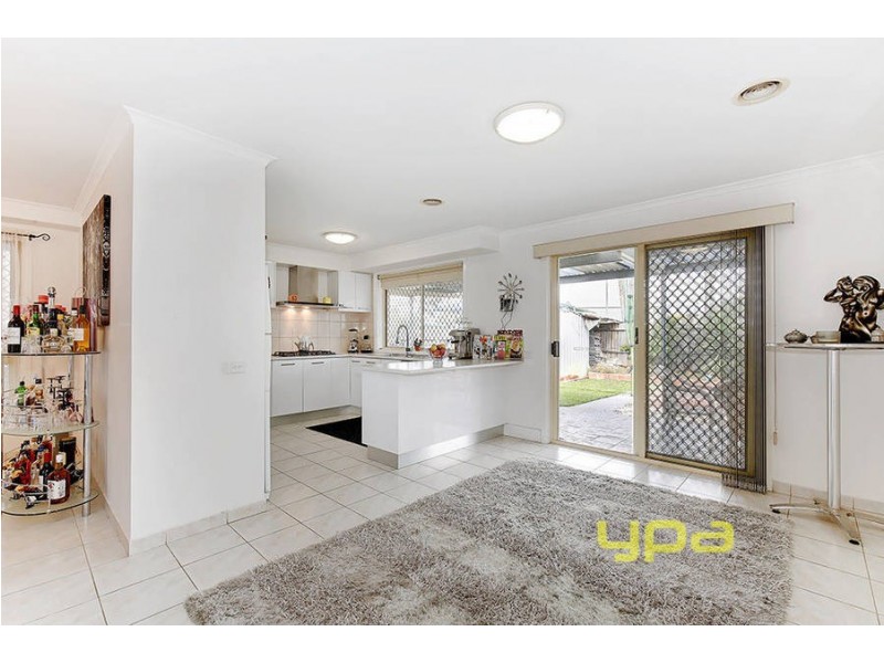 11 Golden Ash Court, Meadow Heights VIC 3048