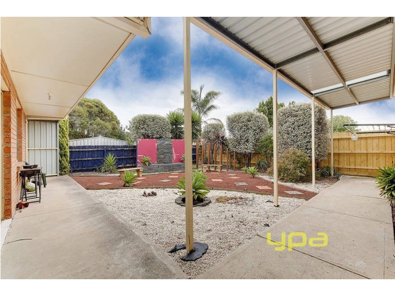 70 Ashleigh Crescent, Meadow Heights VIC 3048
