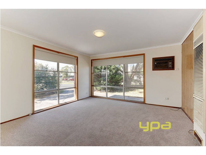 1 Pearson Crescent, Coolaroo VIC 3048