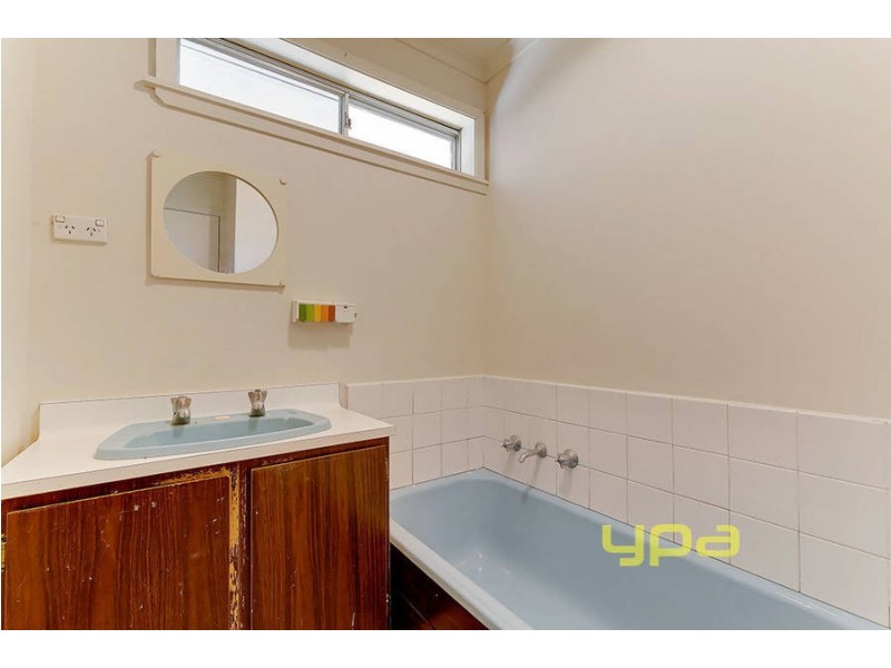 1 Pearson Crescent, Coolaroo VIC 3048