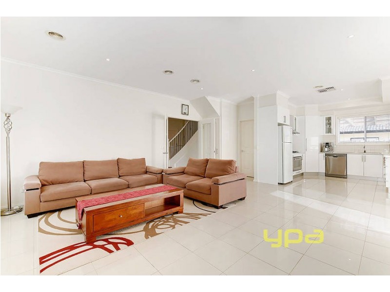 39 Tiffany Crescent, Roxburgh Park VIC 3064