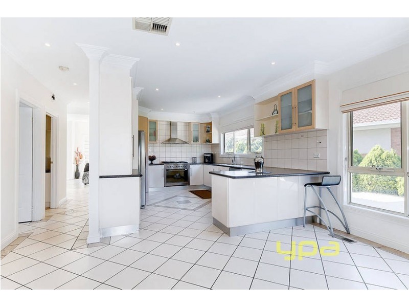 3 Cassinia Crescent, Meadow Heights VIC 3048