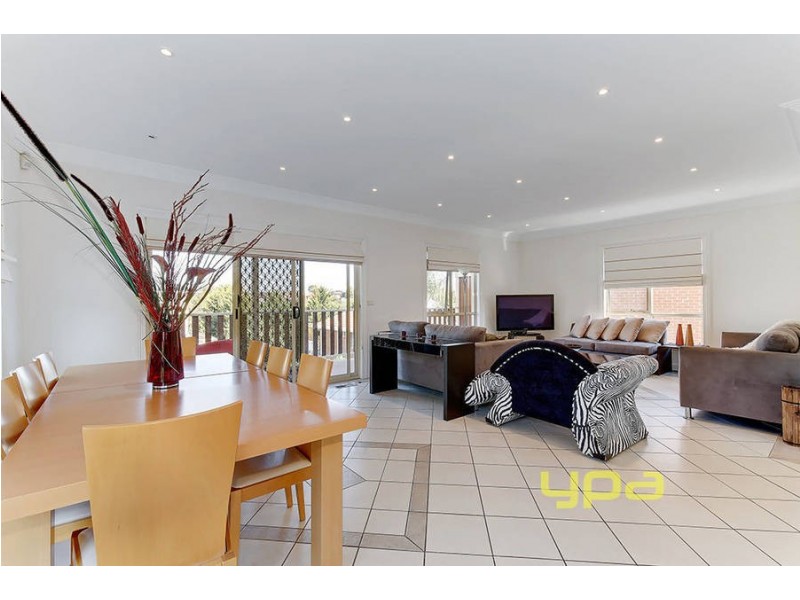 3 Cassinia Crescent, Meadow Heights VIC 3048