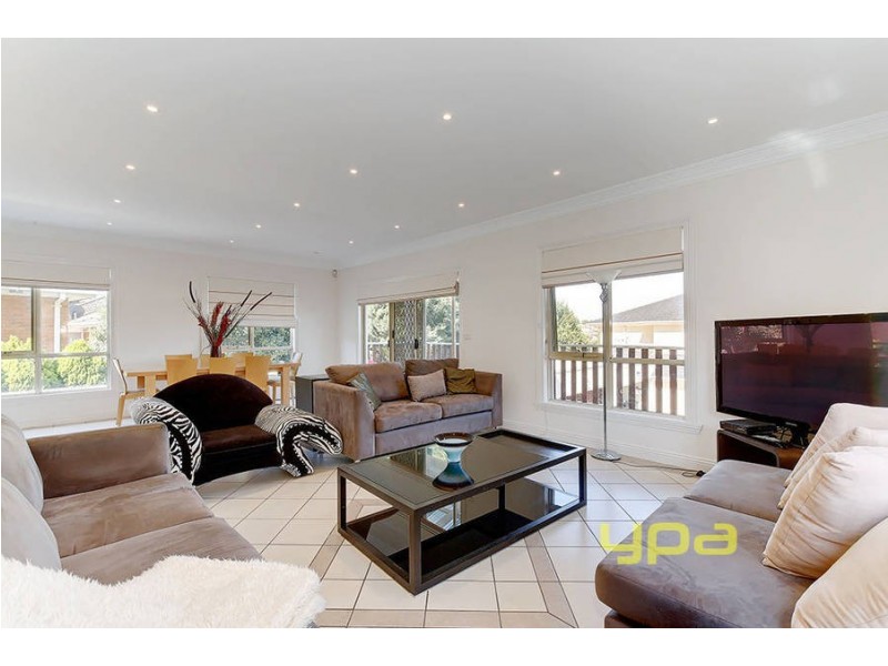 3 Cassinia Crescent, Meadow Heights VIC 3048