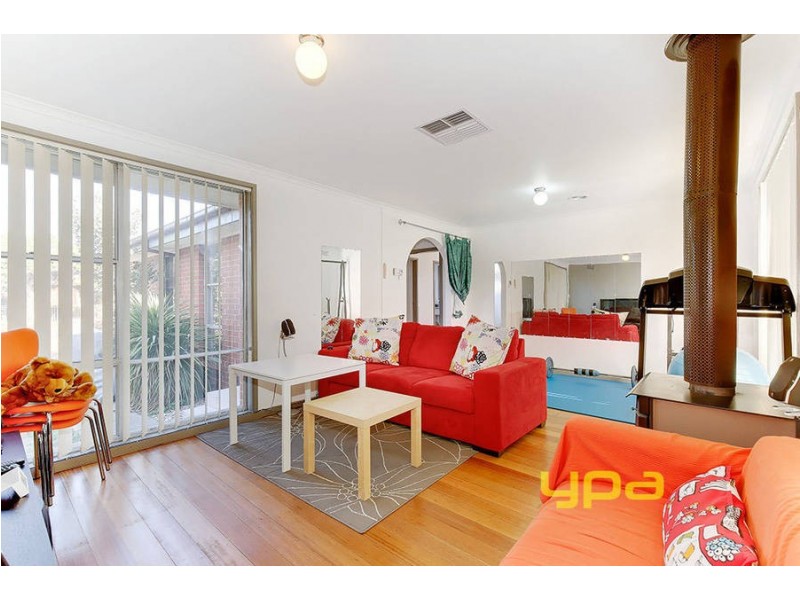 42 Ventnor Crescent, Coolaroo VIC 3048