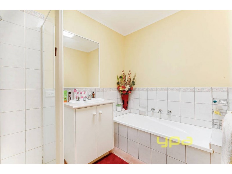 14 Prentice Court, Roxburgh Park VIC 3064