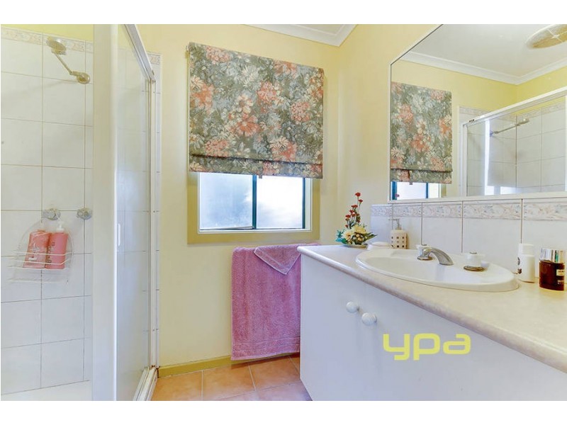 14 Prentice Court, Roxburgh Park VIC 3064