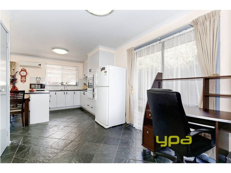 37 Hibiscus Close, Meadow Heights VIC 3048