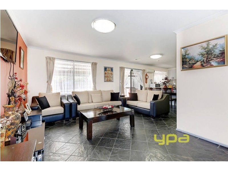 37 Hibiscus Close, Meadow Heights VIC 3048