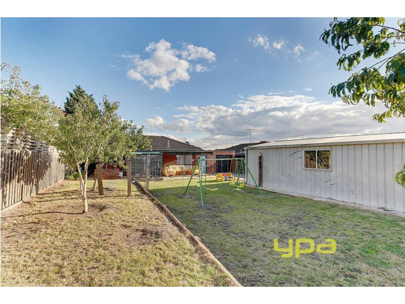 37 Hibiscus Close, Meadow Heights VIC 3048