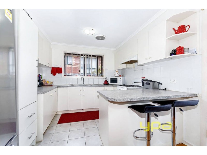 8 Wattle Close, Meadow Heights VIC 3048