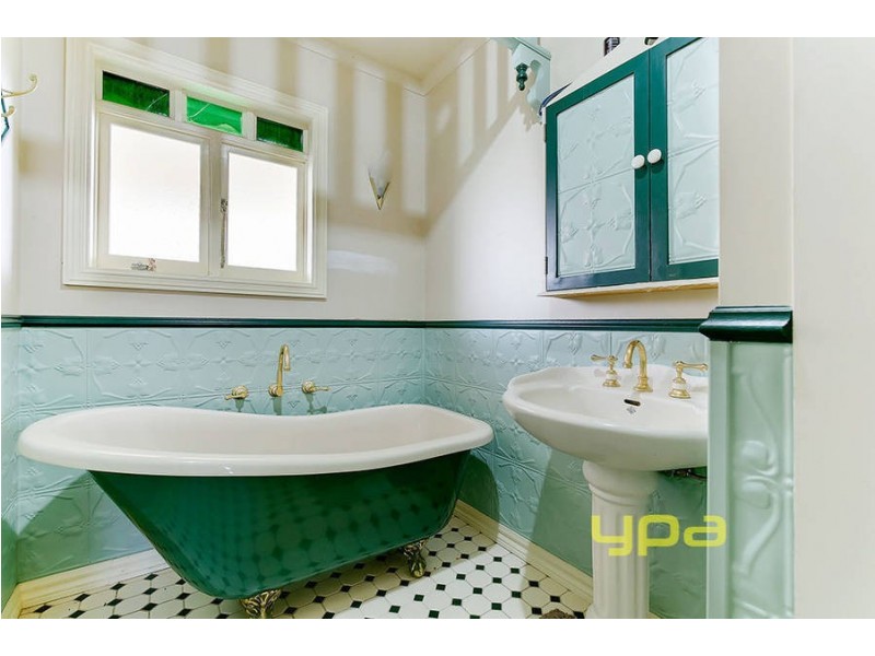 1 Allendale Court, Meadow Heights VIC 3048