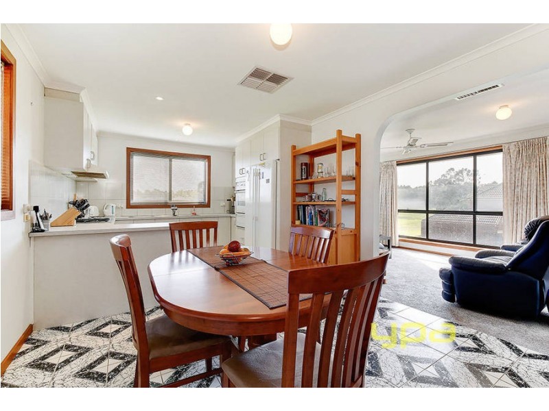 29a Nicholson Crescent, Meadow Heights VIC 3048