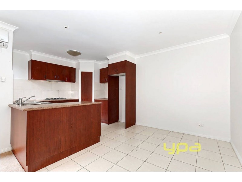 3/8 Mladen Court, Coolaroo VIC 3048