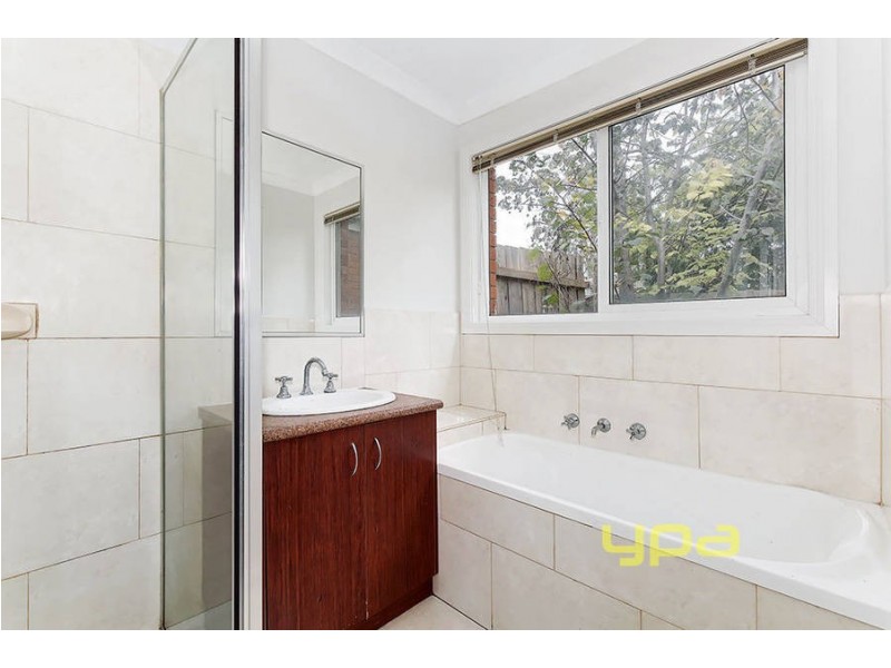 3/8 Mladen Court, Coolaroo VIC 3048