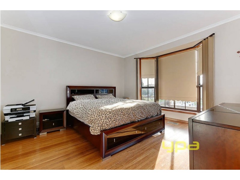 1 Tamboon Court, Meadow Heights VIC 3048