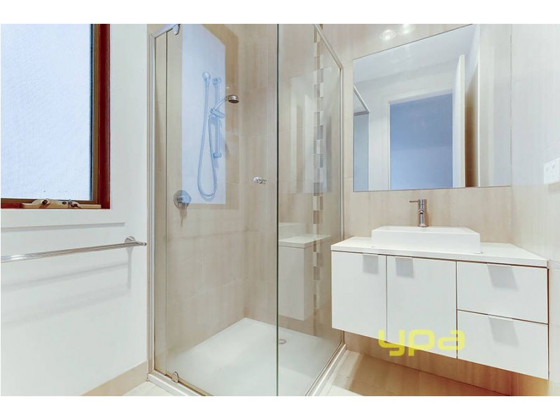 11 McNicol Close, Meadow Heights VIC 3048