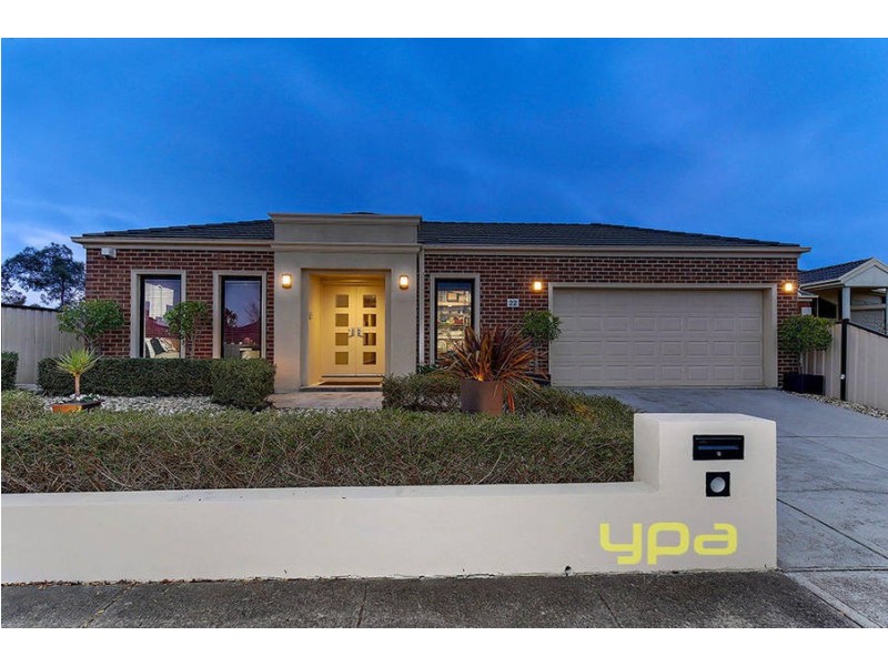 22 Hayfield Road, Roxburgh Park VIC 3064