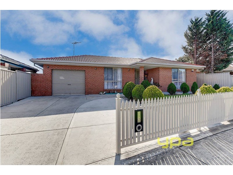 9 Gunbower Crescent, Meadow Heights VIC 3048
