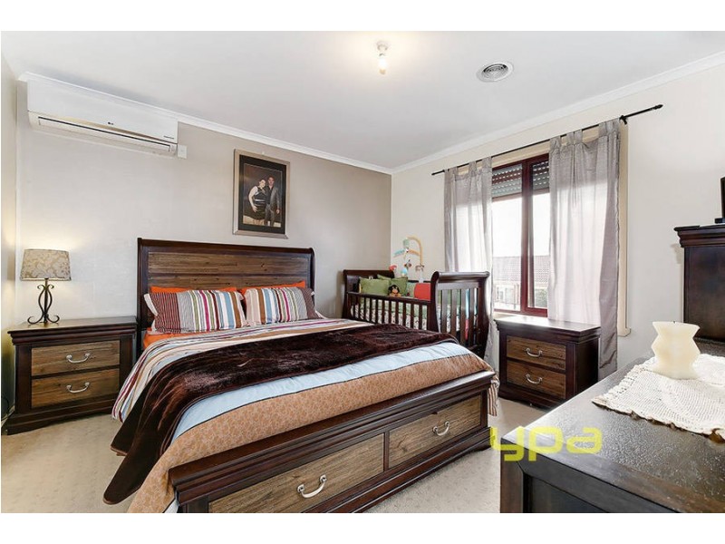 6 Malabar Street, Roxburgh Park VIC 3064