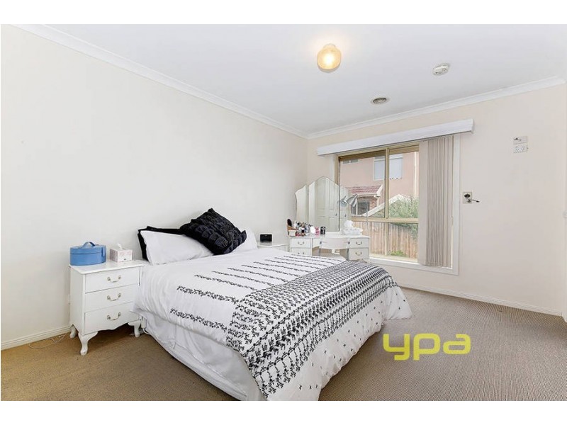 1/12 Shankland Boulevard, Meadow Heights VIC 3048