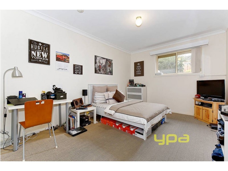 1/12 Shankland Boulevard, Meadow Heights VIC 3048