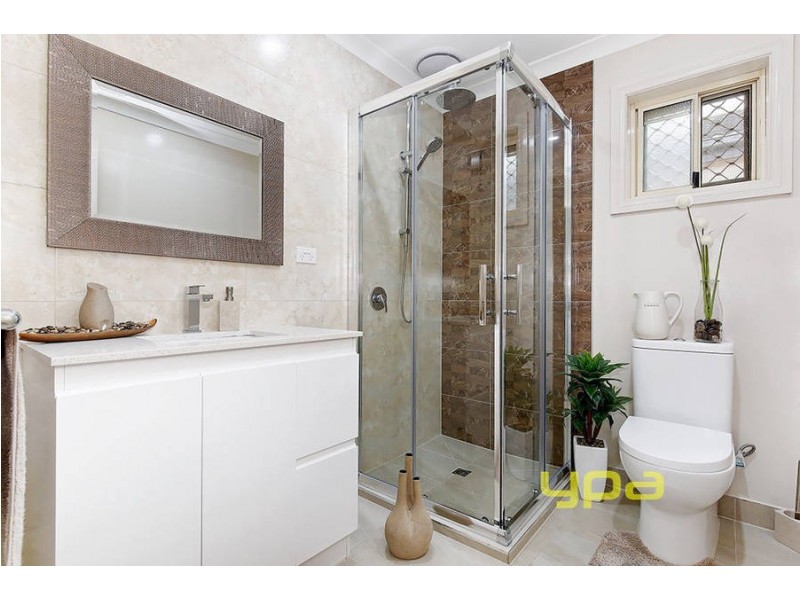 30 Serpens Court, Roxburgh Park VIC 3064