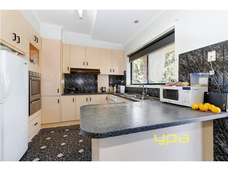 15 Bronco Court, Meadow Heights VIC 3048