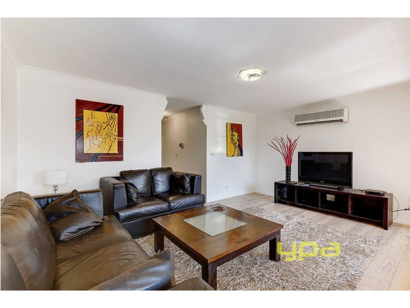 15 Bronco Court, Meadow Heights VIC 3048