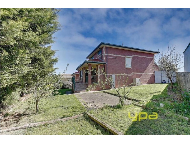 15 Bronco Court, Meadow Heights VIC 3048