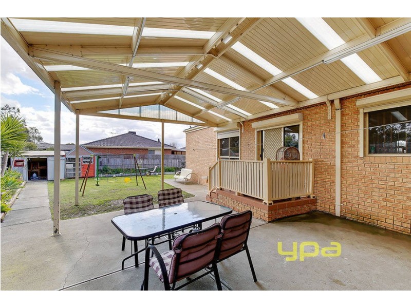 42 Hayfield Road, Roxburgh Park VIC 3064