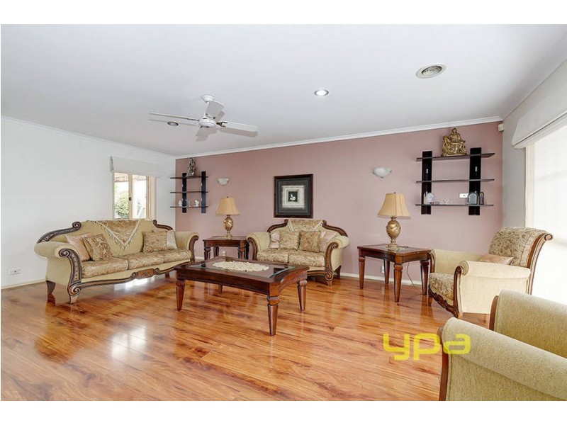 12 Prentice Court, Roxburgh Park VIC 3064