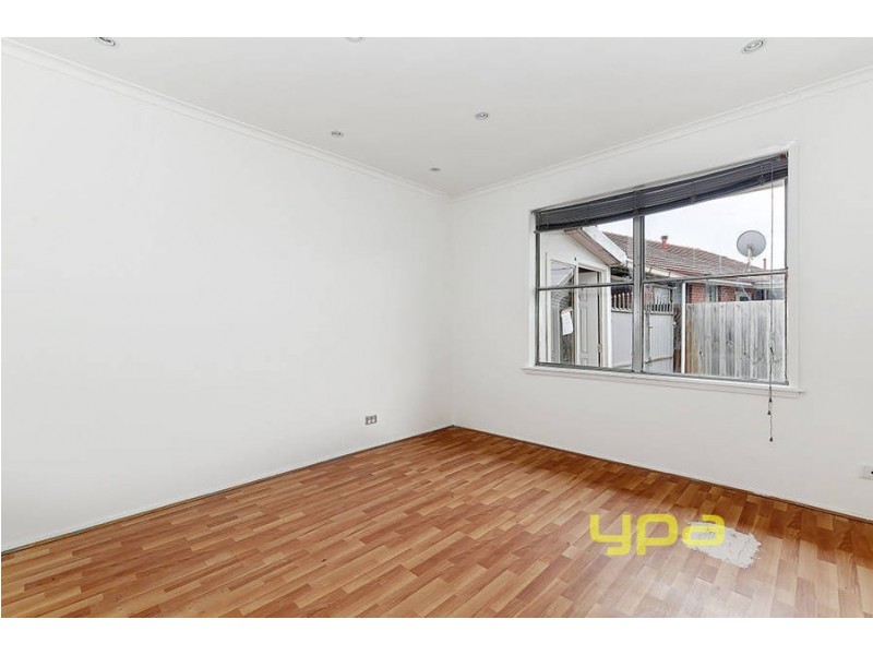 8 Orville Street, Coolaroo VIC 3048